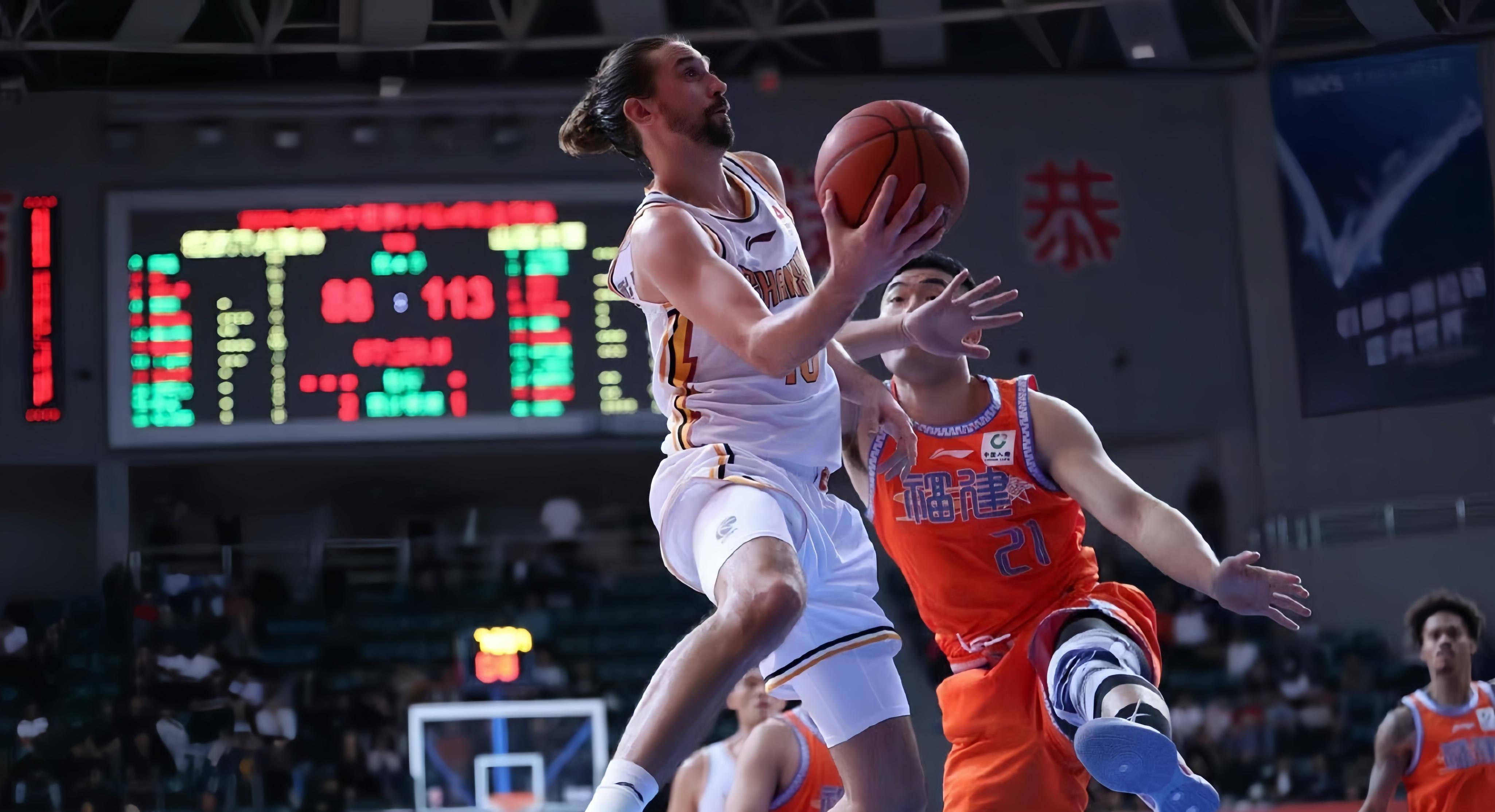 c7-包含雄鸟队新教练带领球队脱胎换骨，焕发新生的词条