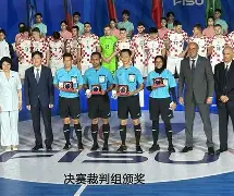 C7娱乐下载官网-足球赛事裁判执法出现争议,裁判报告公布多久